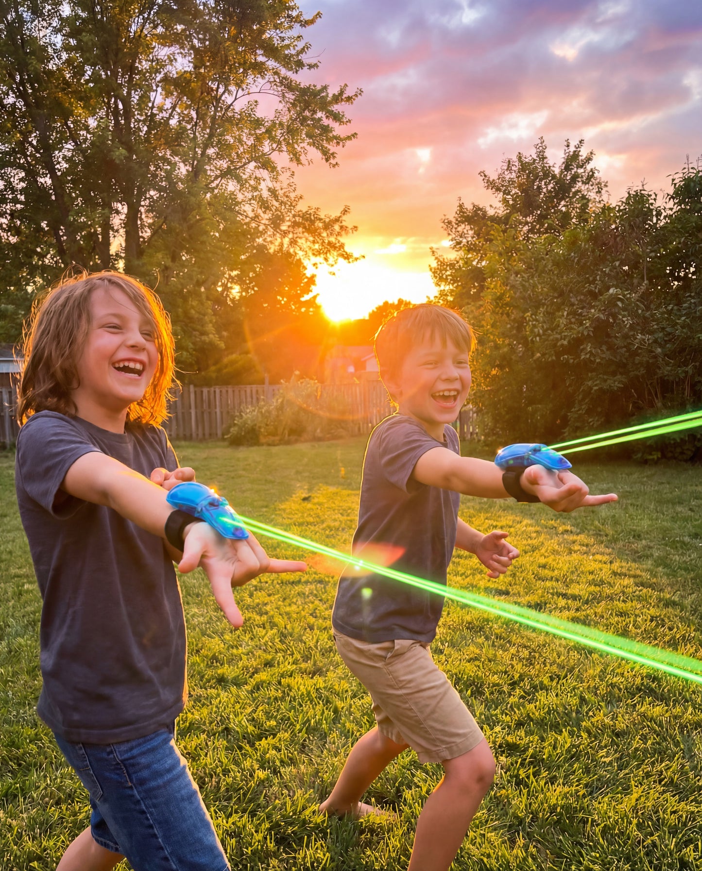 ✔ Glow String Launcher™ (Glow-In-The-Dark Web Toy)